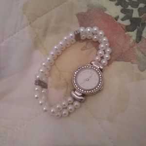 Pearl faux watch